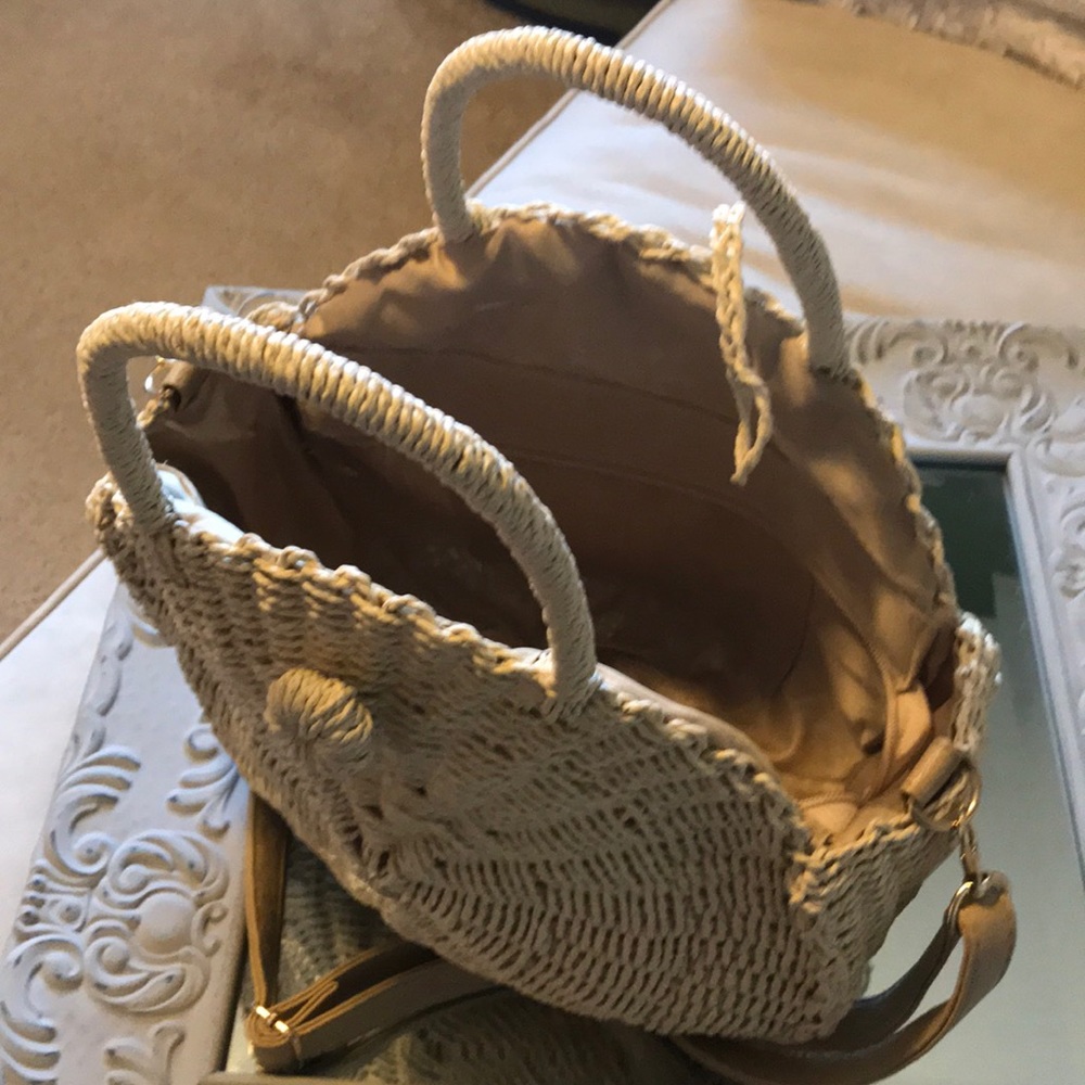 Round Tote Bag - LAST ONE! - Picture 4 of 4